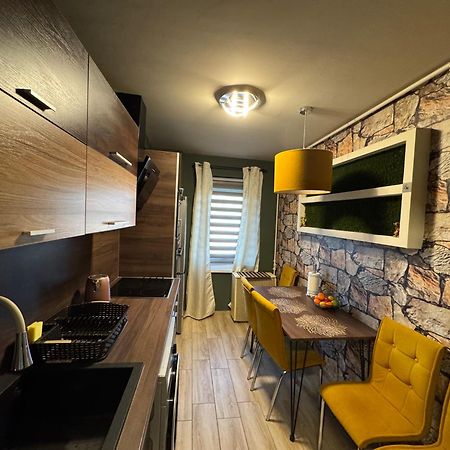 Mox Downtown Apartman Debrecen Eksteriør bilde