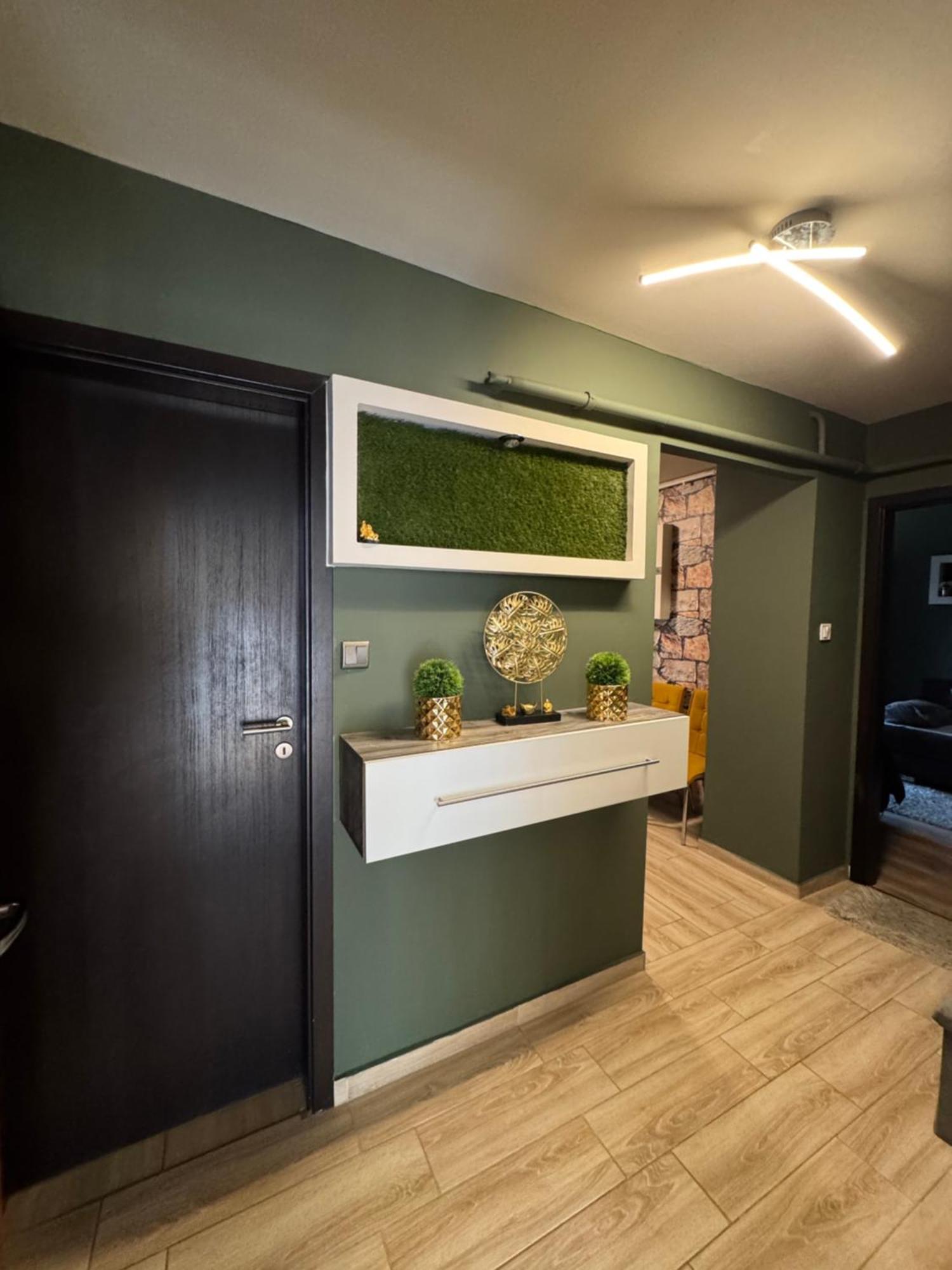 Mox Downtown Apartman Debrecen Eksteriør bilde