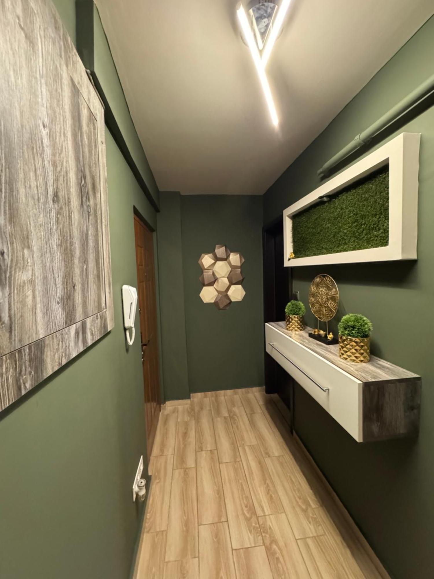 Mox Downtown Apartman Debrecen Eksteriør bilde