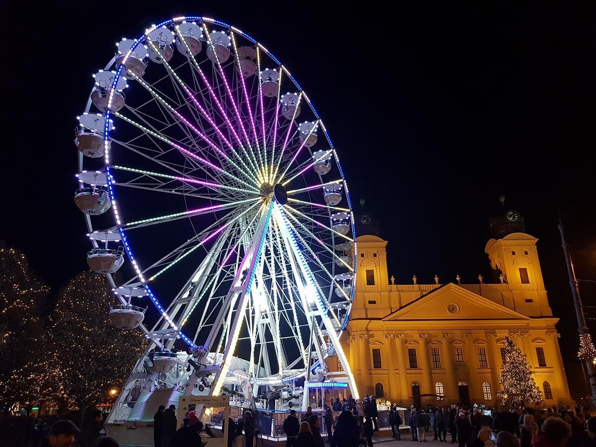 Mox Downtown Apartman Debrecen Eksteriør bilde